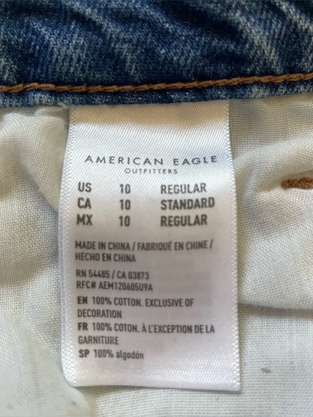 American Eagle Tomgirl Jeans Womens 10 Boyfriend Distressed Button Fly